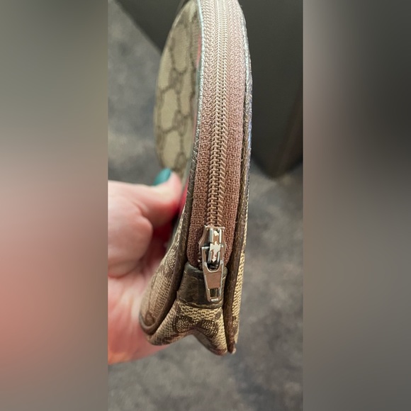 GUCCI vintage small cosmetic pouch - Picture 7 of 8